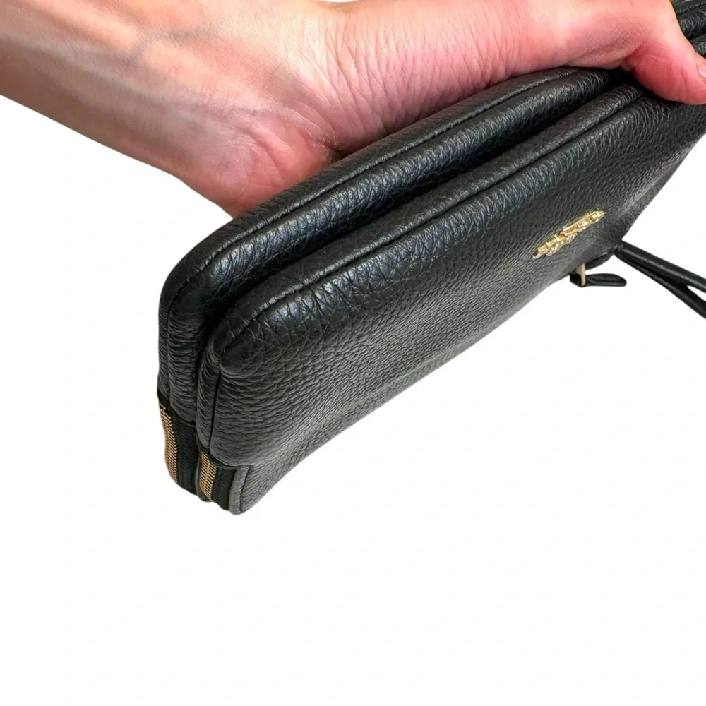Coach black leather double pocket wristlet bag